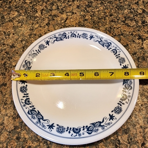 Corelle Old Town Blue Onion 8.5" Salad Plate - Picture 3 of 5